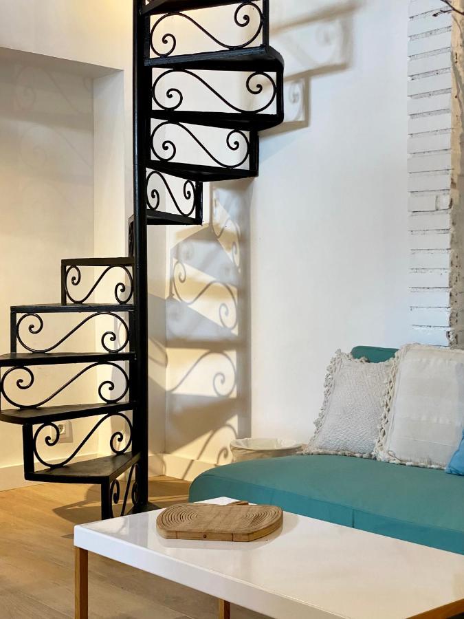 Charming Gran Vía Attic *